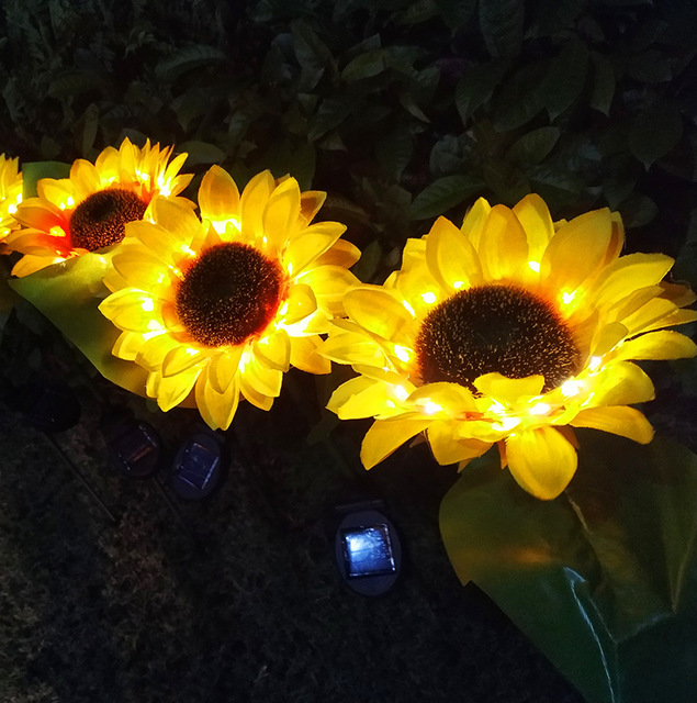 LED Solar Sunflower Lamps LED Solar Sunflower Lamps 