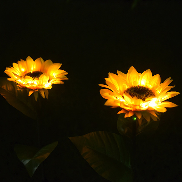 LED Solar Sunflower Lamps LED Solar Sunflower Lamps 